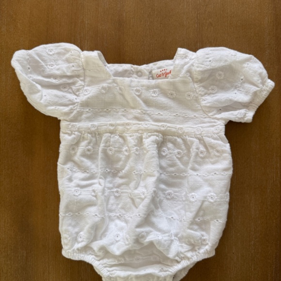 White Bubble Romper - Picture 1 of 3